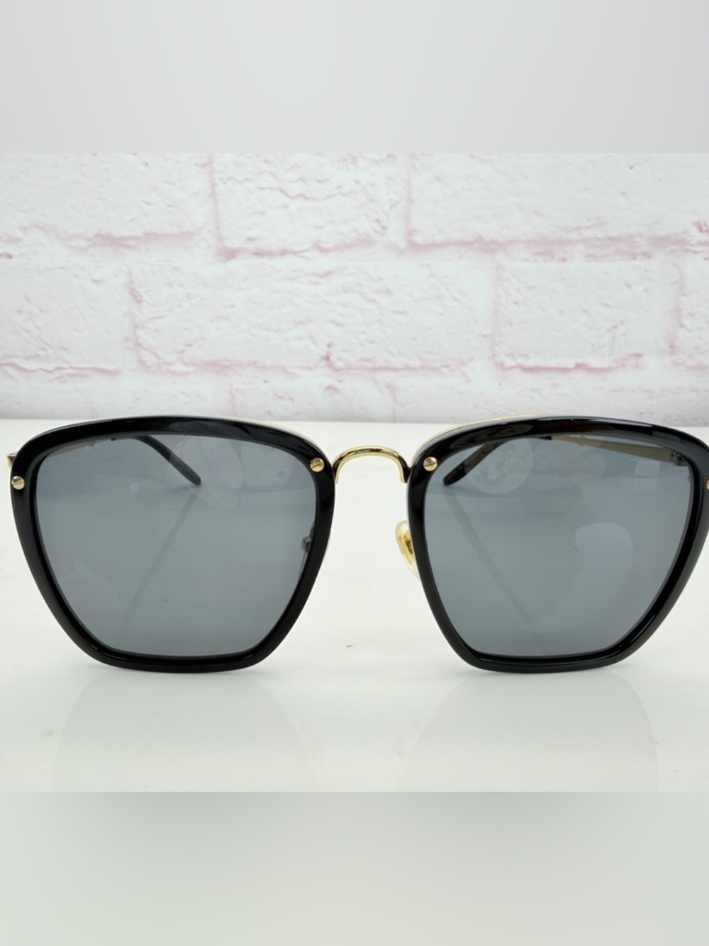 Gucci GG0673s Black & Gold Oversized Square Sunglasses